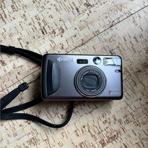 Yashica T4, NOT fully working